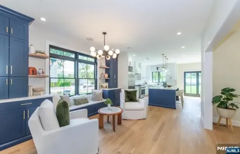 28 Bennington Road Livingston NJ 07039