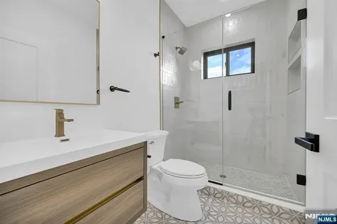 28 Bennington Road Livingston NJ 07039