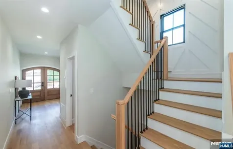 28 Bennington Road Livingston NJ 07039