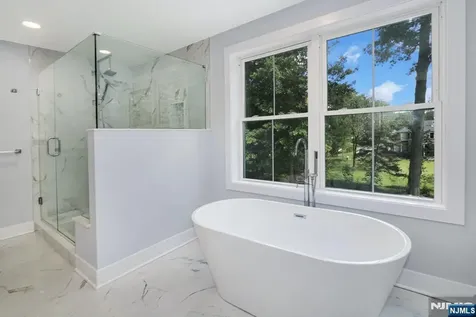 28 Bennington Road Livingston NJ 07039