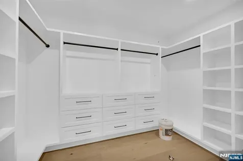 28 Bennington Road Livingston NJ 07039