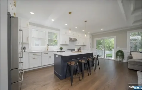28 Bennington Road Livingston NJ 07039