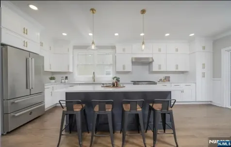 28 Bennington Road Livingston NJ 07039