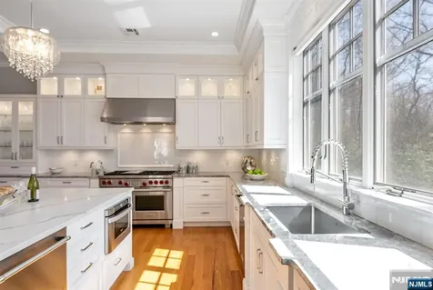 76 Dimmig Road Upper Saddle River NJ 07458
