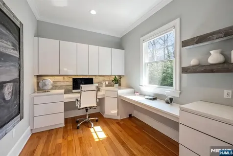 76 Dimmig Road Upper Saddle River NJ 07458