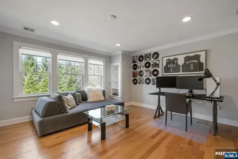 76 Dimmig Road Upper Saddle River NJ 07458