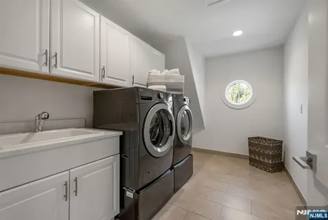 76 Dimmig Road Upper Saddle River NJ 07458