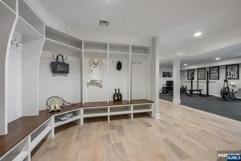 76 Dimmig Road Upper Saddle River NJ 07458