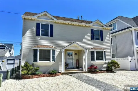126 Bayberry Road Lavallette NJ 08735