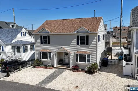 126 Bayberry Road Lavallette NJ 08735