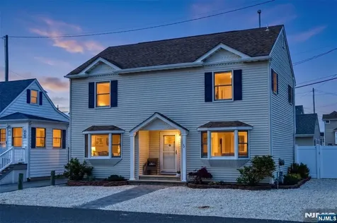 126 Bayberry Road Lavallette NJ 08735