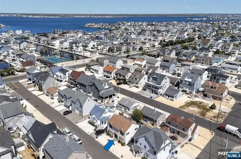 126 Bayberry Road Lavallette NJ 08735