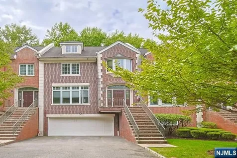 2 Candlewood Drive Old Tappan NJ 07675