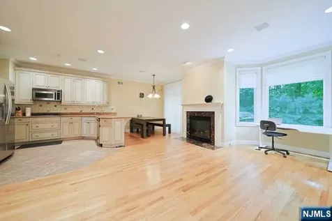 2 Candlewood Drive Old Tappan NJ 07675