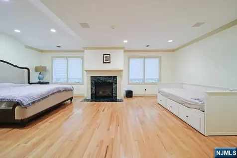 2 Candlewood Drive Old Tappan NJ 07675
