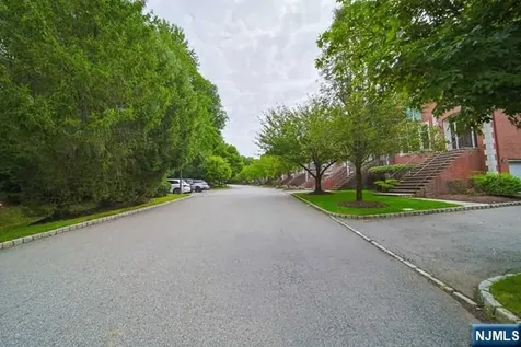 2 Candlewood Drive Old Tappan NJ 07675