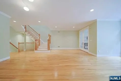 2 Candlewood Drive Old Tappan NJ 07675