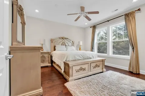 21 Ocean Terrace Long Branch NJ 07740