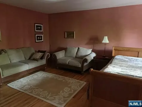 126 Hawthorne Avenue Park Ridge NJ 07656
