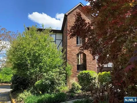 126 Hawthorne Avenue Park Ridge NJ 07656