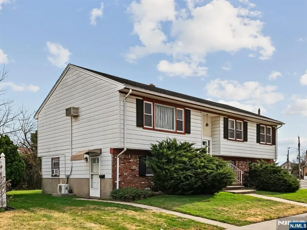 33 Beech Street Little Ferry NJ 07643
