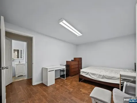 33 Beech Street Little Ferry NJ 07643
