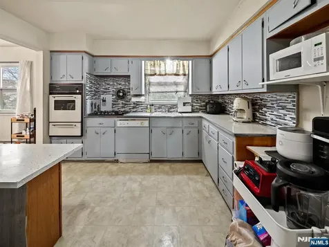 33 Beech Street Little Ferry NJ 07643