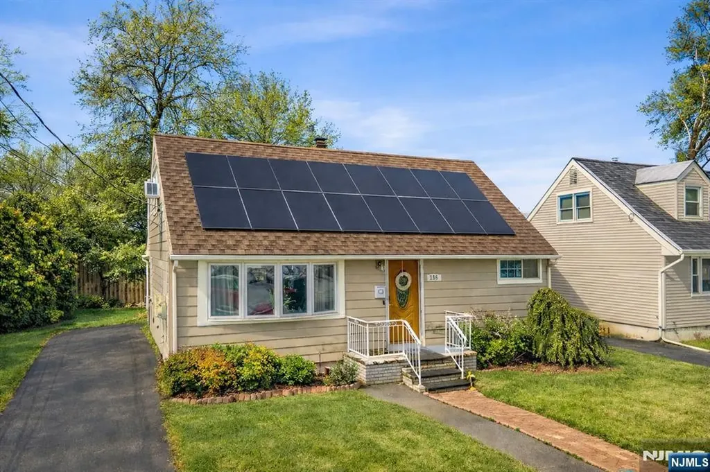 186 10th Avenue Hawthorne NJ 07506