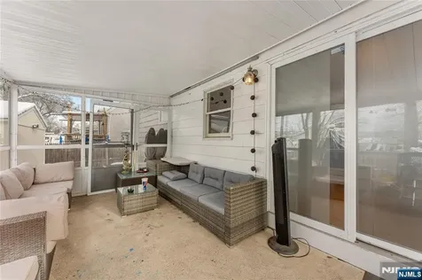 186 10th Avenue Hawthorne NJ 07506