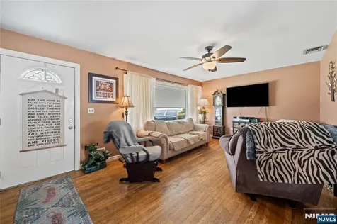 44 Scott Terrace Clifton NJ 07013