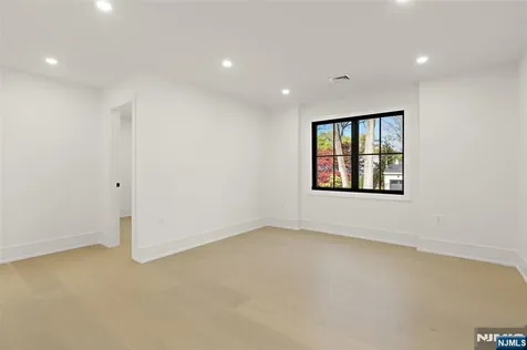 308 Myrtle Street Haworth NJ 07641