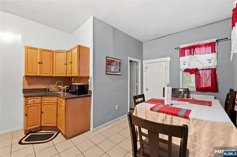 436 Ellison Street Paterson NJ 07501