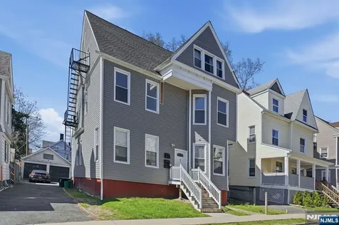 7 Prospect Terrace East Orange NJ 07017