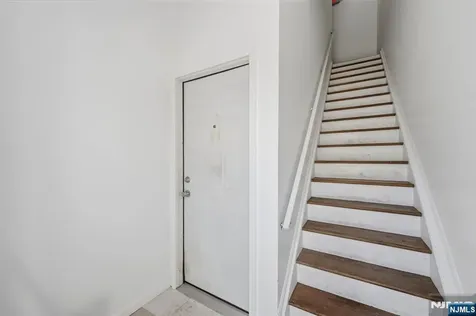 7 Prospect Terrace East Orange NJ 07017