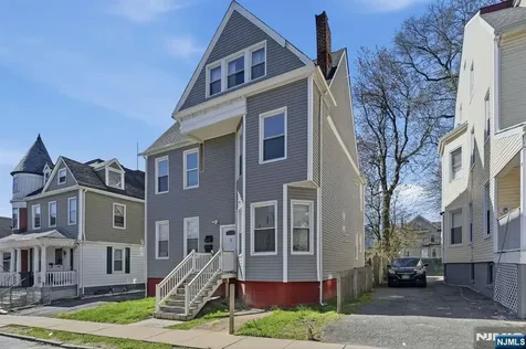 7 Prospect Terrace East Orange NJ 07017