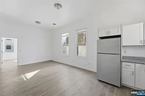 7 Prospect Terrace East Orange NJ 07017