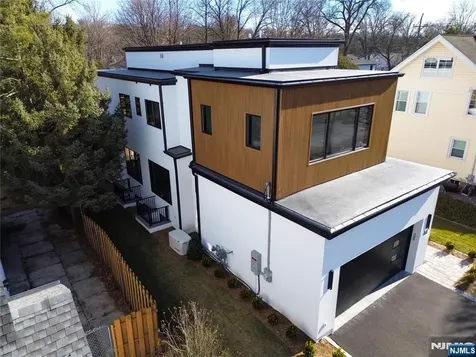 44 George Street Tenafly NJ 07670