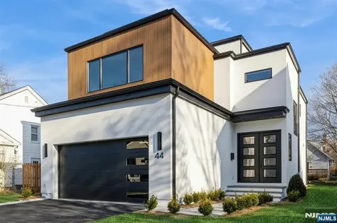 44 George Street Tenafly NJ 07670