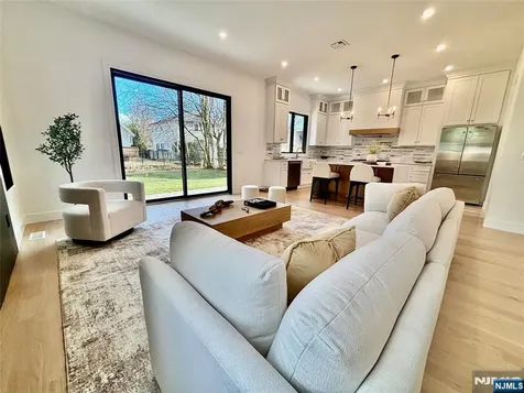 44 George Street Tenafly NJ 07670
