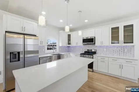 450 Highland Avenue Passaic NJ 07055