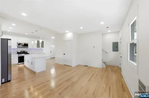 450 Highland Avenue Passaic NJ 07055