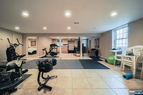 130 Irving Street Leonia NJ 07605