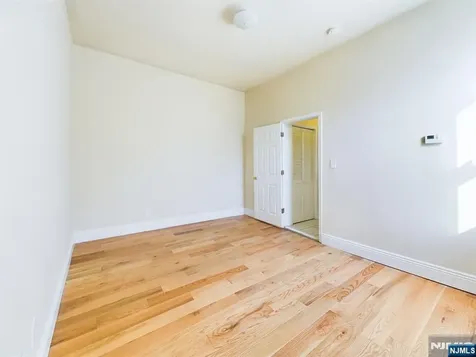 413-15 Dodd Street East Orange NJ 07017