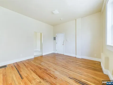 413-15 Dodd Street East Orange NJ 07017