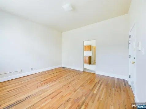 413-15 Dodd Street East Orange NJ 07017