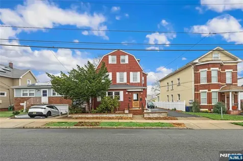 649 New Jersey Avenue Lyndhurst NJ 07071