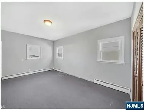 649 New Jersey Avenue Lyndhurst NJ 07071