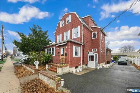 649 New Jersey Avenue Lyndhurst NJ 07071