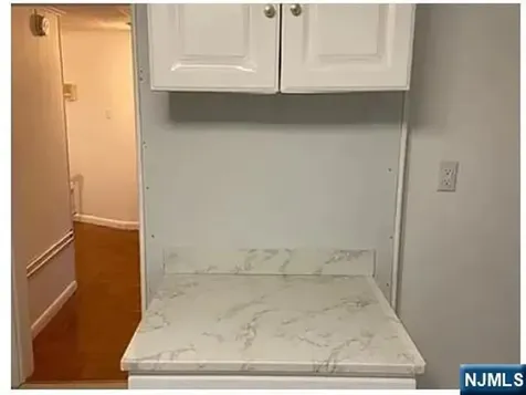 649 New Jersey Avenue Lyndhurst NJ 07071