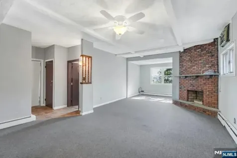 649 New Jersey Avenue Lyndhurst NJ 07071